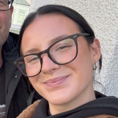 Bella profile picture