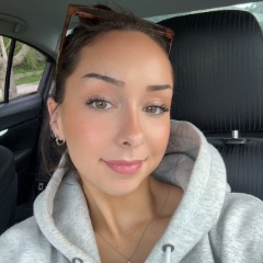 naomi profile picture