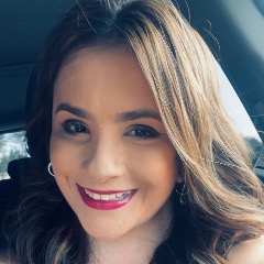 Julia profile picture