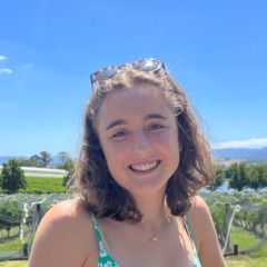 Emily profile picture