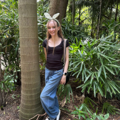 Ella profile picture