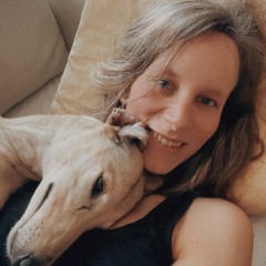 Julia profile picture