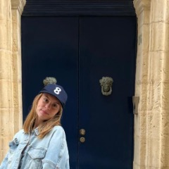 Eva profile picture