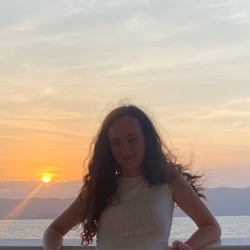 Emily profile picture