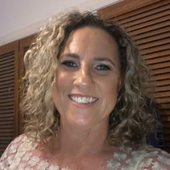 Debbie profile picture