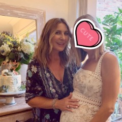 Debra profile picture