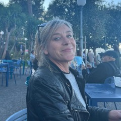 Tracey profile picture