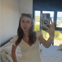 Lola profile picture