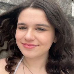 Emily profile picture