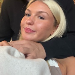 sinead profile picture