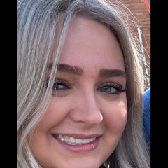 Emily profile picture