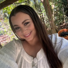 Madelaine profile picture