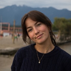 Julie profile picture