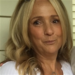 Tina profile picture