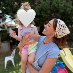 Rose profile picture