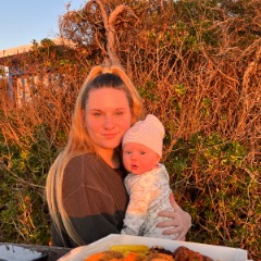 Claire profile picture