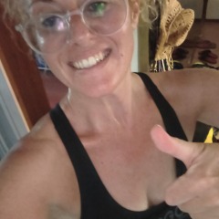 Laura profile picture