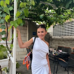 Kate profile picture