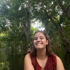 Laura profile picture