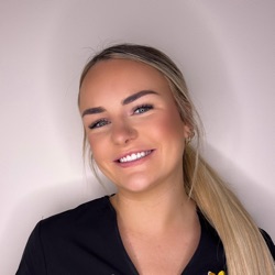 Lily profile picture