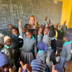 Mayra profile picture