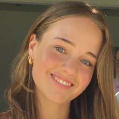 Lola profile picture