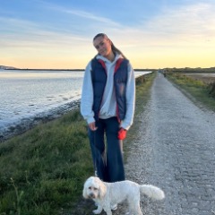 phoebe profile picture