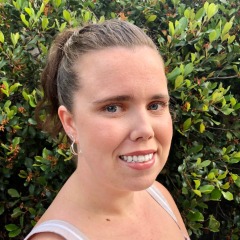 Laura profile picture
