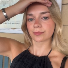 Lara profile picture