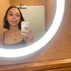 Lucy profile picture