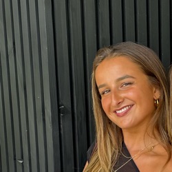 Francesca profile picture