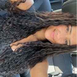 Monique profile picture