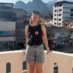 Claire profile picture
