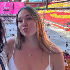 Courtney profile picture