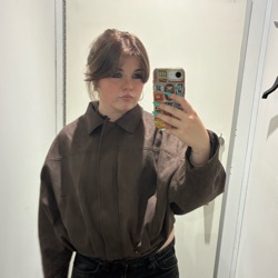 Evie profile picture