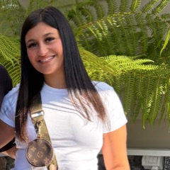 Ellie profile picture