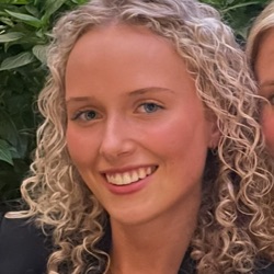 Fleur profile picture