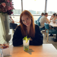 Helen profile picture