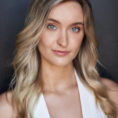 Lucy profile picture