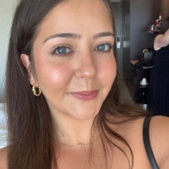 Lili profile picture