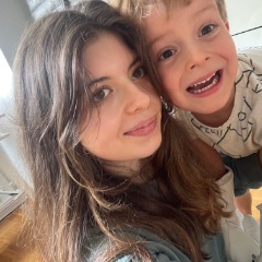 Leni profile picture