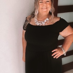 Debbie profile picture