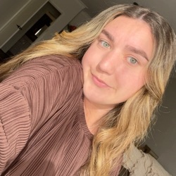 Lucie profile picture