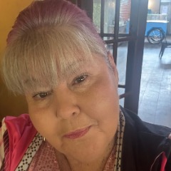 Robyn profile picture