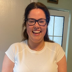 Laura profile picture