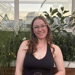 Esther profile picture