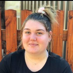 Elizabeth profile picture