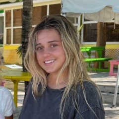 Luciana profile picture