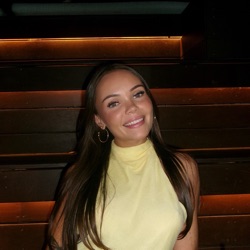 Emily profile picture