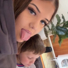 millie profile picture